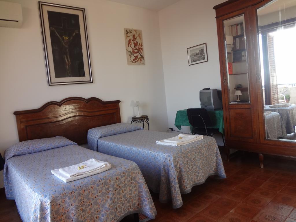 Hotel Casa Riccio Palermo Zimmer foto