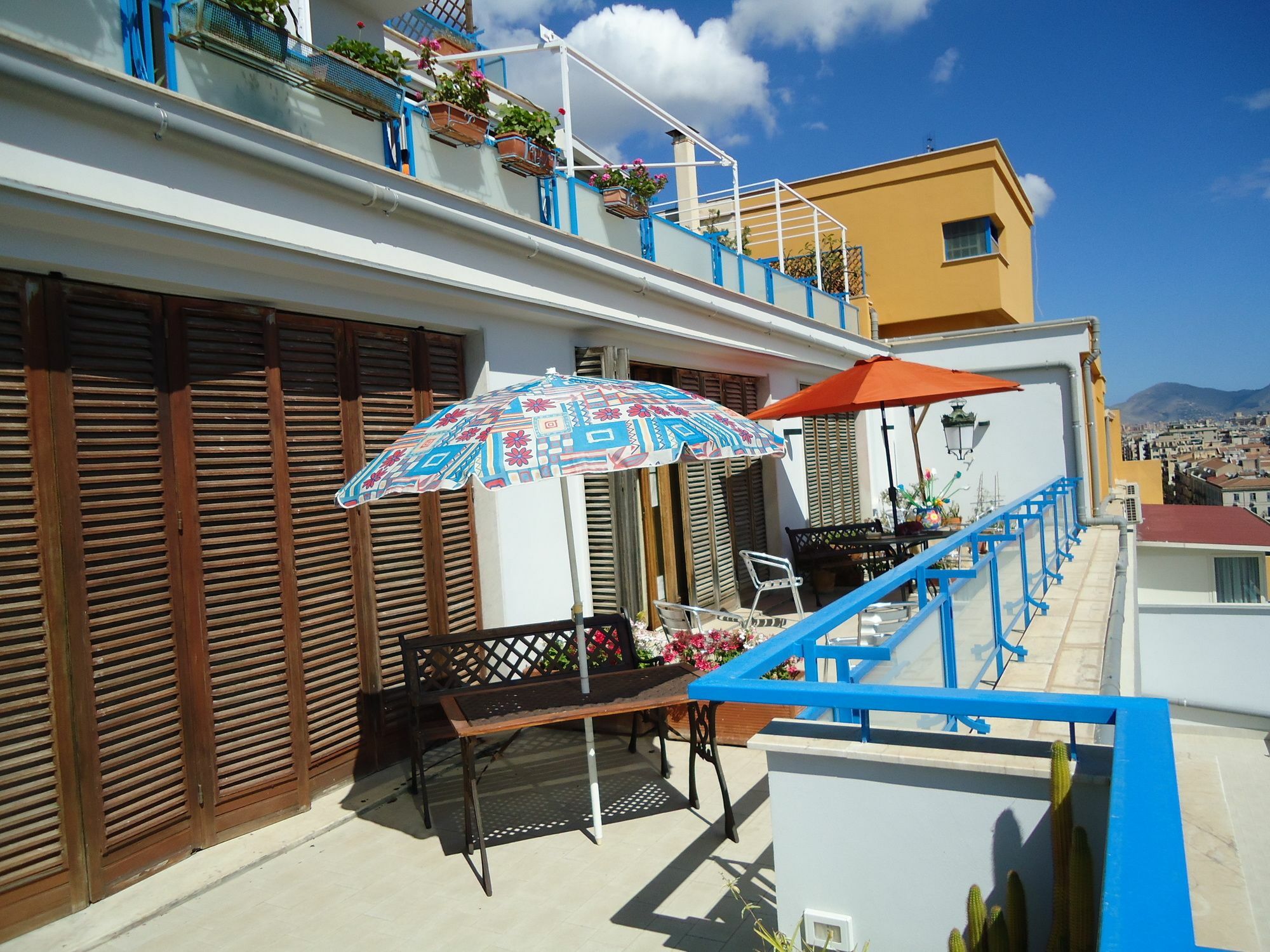 Hotel Casa Riccio Palermo Exterior foto